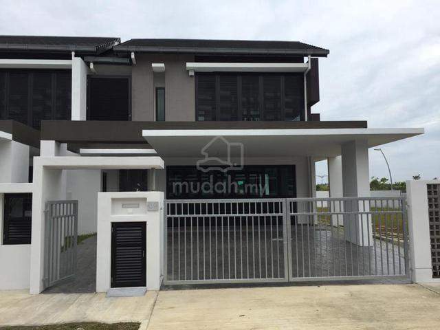 Elmina Garden House For Rent 1