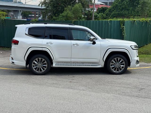 11K KM COOLBOX SROOF BSM Toyota LANDCRUISER ZX 3.5 - 3