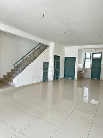 [Brand New] 2 Storey Landed/ The Straits View Link/ Gated & Guarded 1