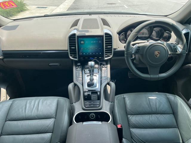 11/12 Porsche CAYENNE S 4.8 958 (A) DirectOwner - 4