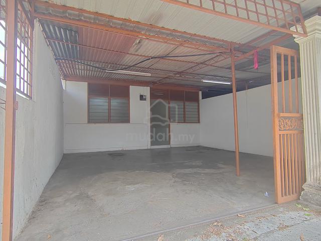 Lokasi Cantik Dekat C-Mart Serai Wangi, 1-Tgkt Teres Taman Seri Melati 1