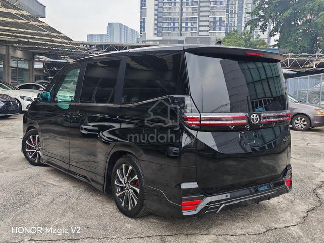 2025 Toyota Voxy 2.0 SZ with HUD 360 CAMS GRD 5A - 2