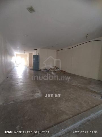 For Rent Bayu Perdana Shop Office 2nd floor with 2 partition rooms 1