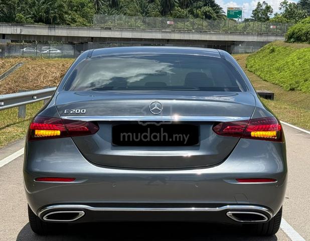 Mercedes Benz E200 2.0 AVANTGARDE (W213 FACELIFT) - 4