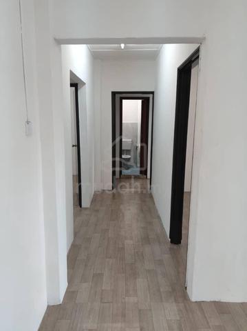 Rumah pangsa Jalan hajimana kluang 3