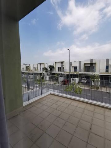 Double Storey Casawood Cybersouth, Dengkil, intermediate, Renovated 1