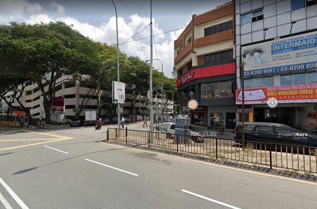 1st floor shop office facing main road at jalan cheras for rent 1
