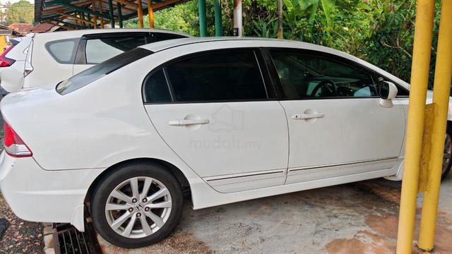 2010 Honda CIVIC 1.8 S i-VTEC FACELIFT (A) - 5