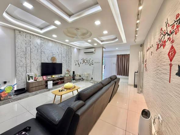 Bukit Raja Singgahsana Double Storey Renovated Move In Condition Klang 1