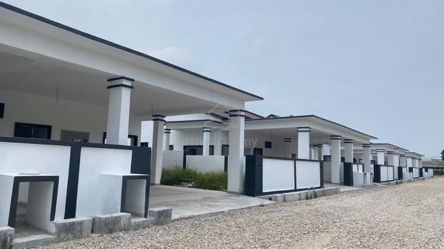 8 unit rumah Semi D di Tanjung Pagar Dungun 1