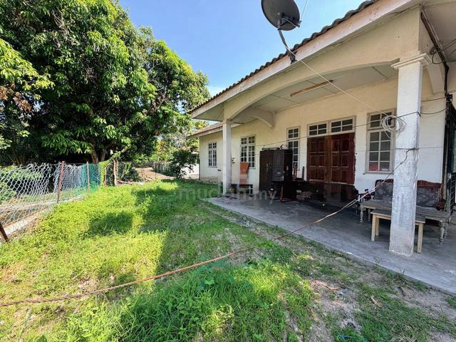 Bukit Rambai, Rambai Jaya โ Single Storey Corner Lot For Rent 1