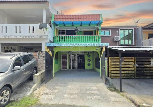 BOOKING RM1,000 | RENOVATED 2 Storey Terrace Taman Kajang Baru 1