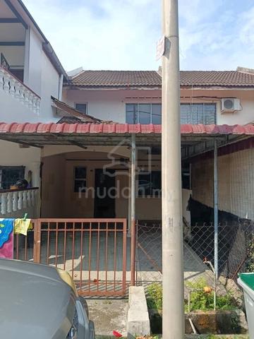 Rumah Teres 2 Tingkat Untuk Disewa 1