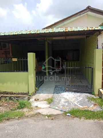 Rumah Teres Untuk Disewakan di Taman Cempaka Nilai 1