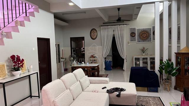 2storey WELL MAINTAINED  sec 23 SHAH ALAM 1