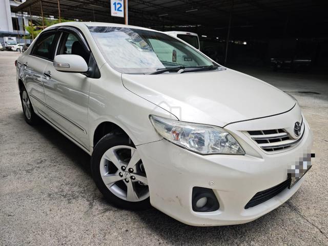 2013 Toyota COROLLA ALTIS 1.8 G FACELIFT BLK SEATS - 1