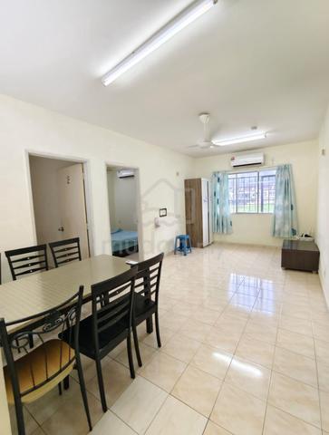 Permai Lake View Apartment 1