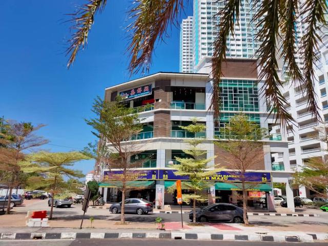 Vantage Desiran Tanjung Corner Unit Tanjung Tokong 1