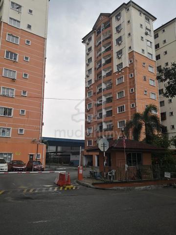 Suria Apartment (Desa Perangsang) 1