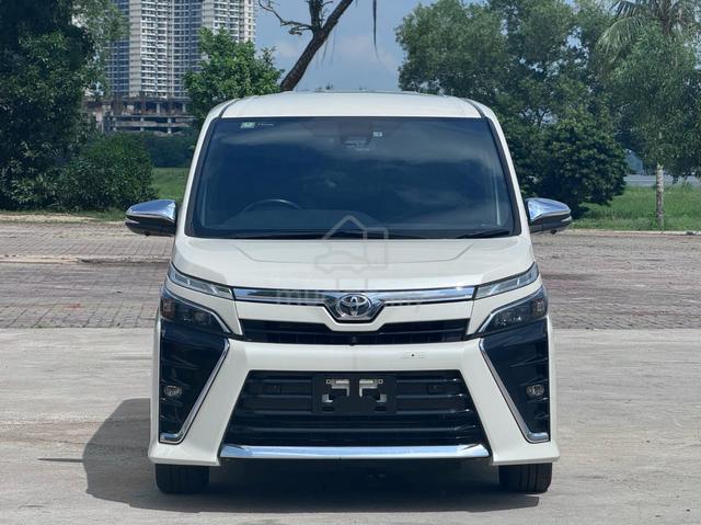 7 Seat‼️2021/25 Toyota VOXY 2.0 ZS KIRAMEKI III(A) - 2