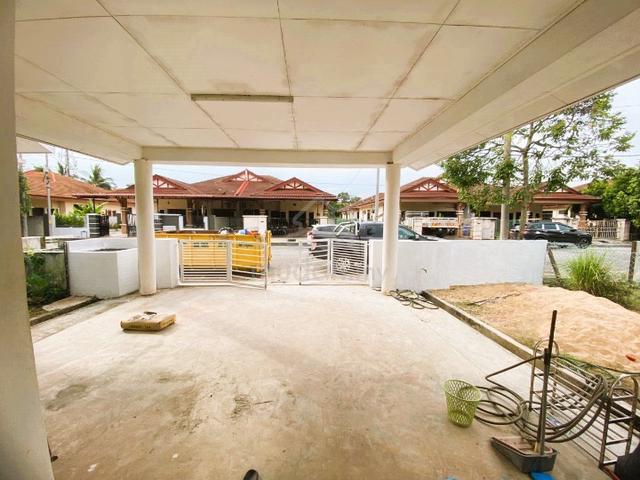 Rumah Cantik dan Tanah Luas Semi-D Balok Perdana, Kuantan 2