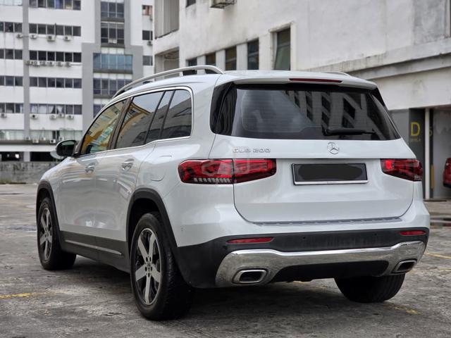2022 Mercedes Benz GLB200 1.3 7SeaterSUV FlnOTR - 4