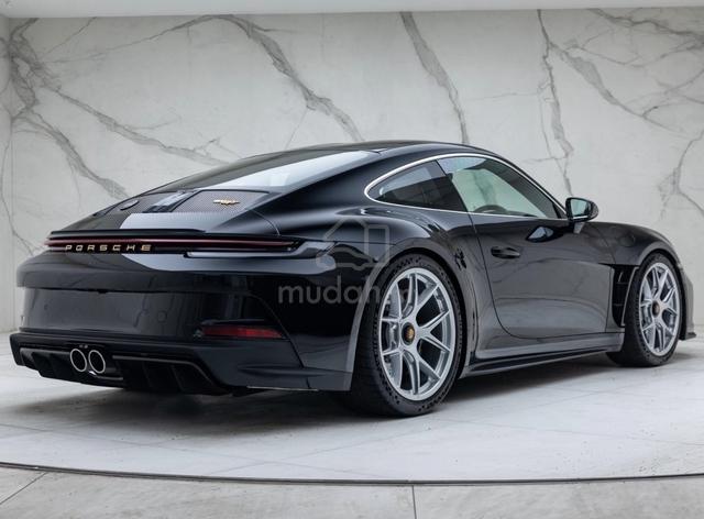 2024 Porsche 911 S/T Limited Edition BROWN INT - 2