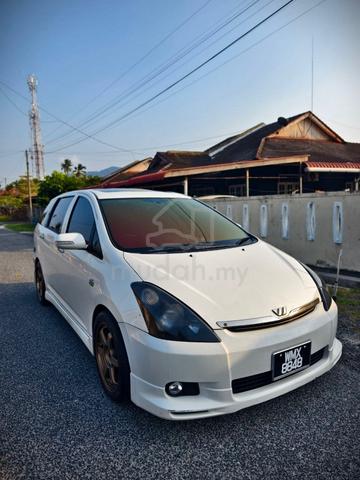 2005 Toyota WISH 1.8 TYPE S (A) - 1