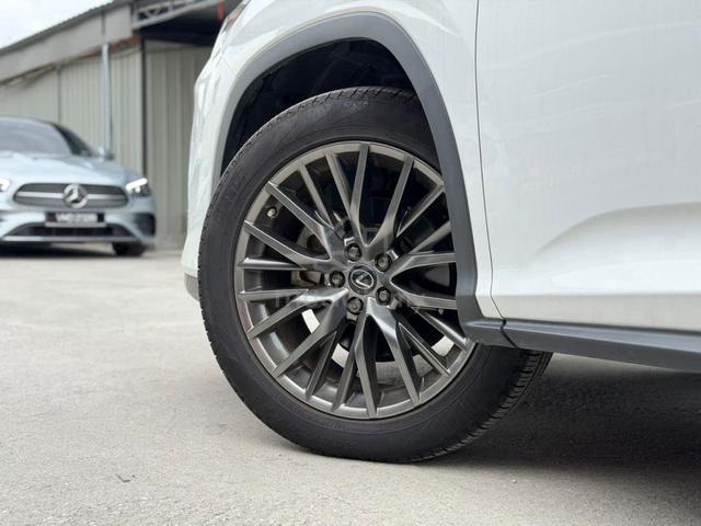 2022 Lexus RX300 2.0L F SPORT MIL-40k+ only - 5