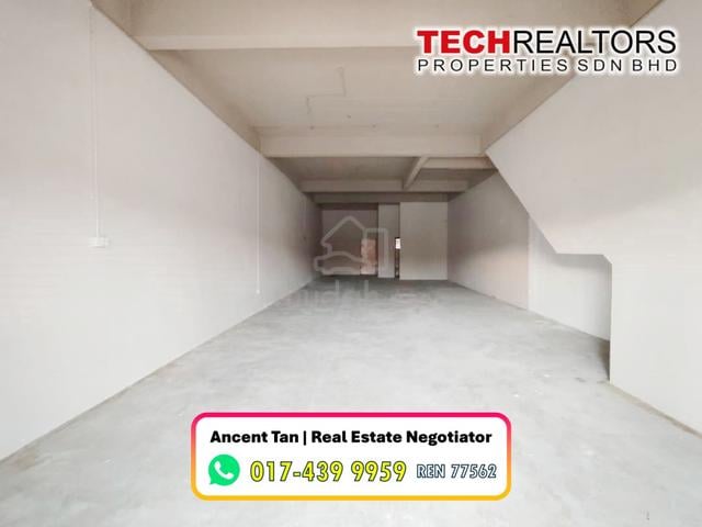 【 HOT COMMERCIAL AREA 】Legenda Heights - Ground Floor Shoplot FOR RENT 1