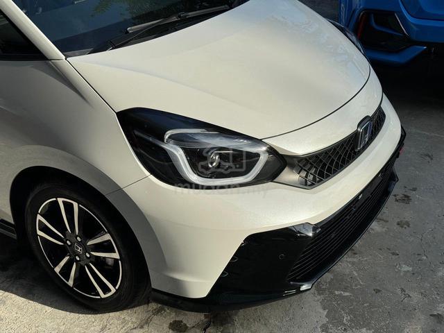 Japan Unreg - 2022 Honda FIT 1.5 RS E-HEV AUTO - 2