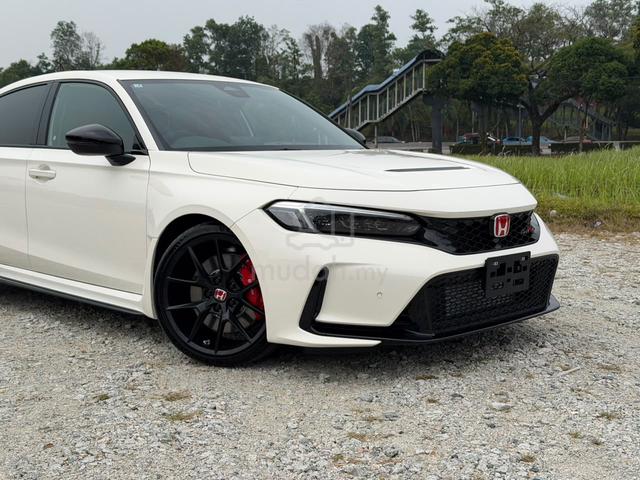 6KM 6A 2025 Honda CIVIC FL5 TYPE R NEW CAR MILEAGE - 2