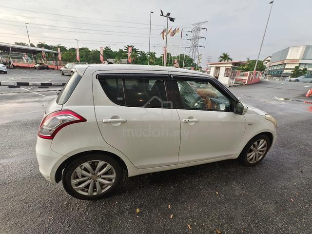 2015 Suzuki SWIFT 1.4 GLX FACELIFT (A) - 3
