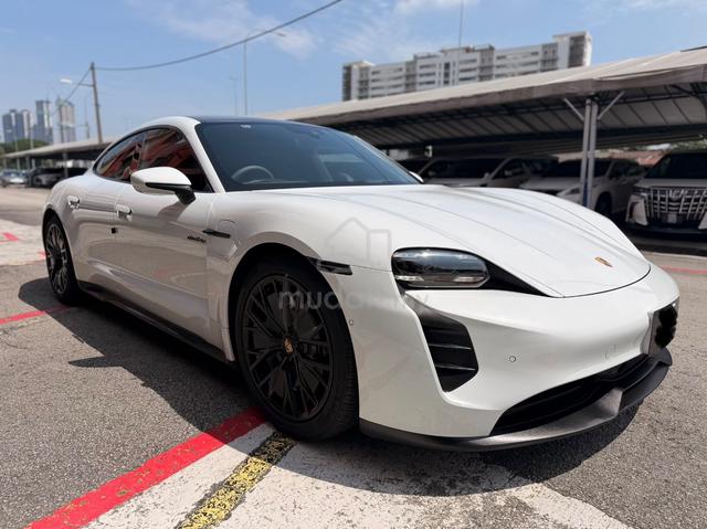 2022/2024 Porsche TAYCAN GTS (A) Sedan - 1