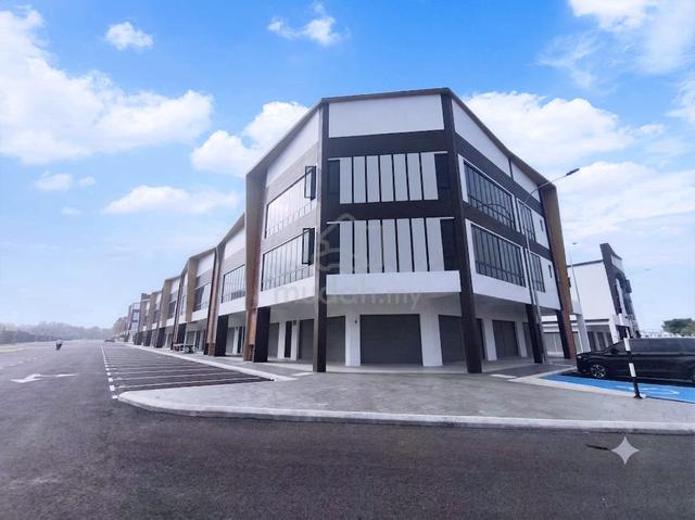 3 Storey Corner SHOP OFFICE LOT Nadi Setia Ecohill 2 Semenyih 1