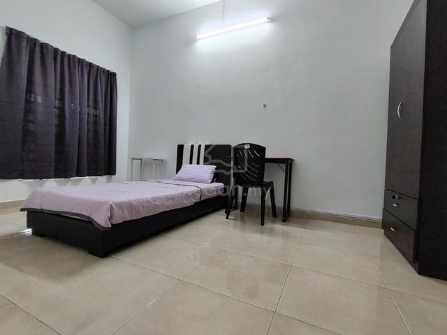 Fully Furnised Room in bandar baru sri klebang near sentramall klebang 1