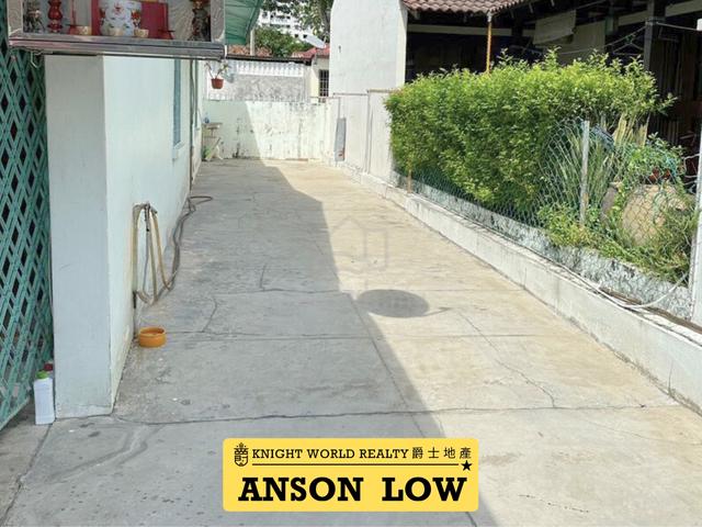 1 Storey Semi D | 2,215sf | 4 Bedrooms | Tanjung Tokong 4