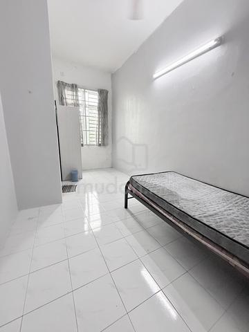 BILIK SEWA SELESA LUAS CANTIK DEKAT Hospital BAHIYAH ALOR SETAR 1