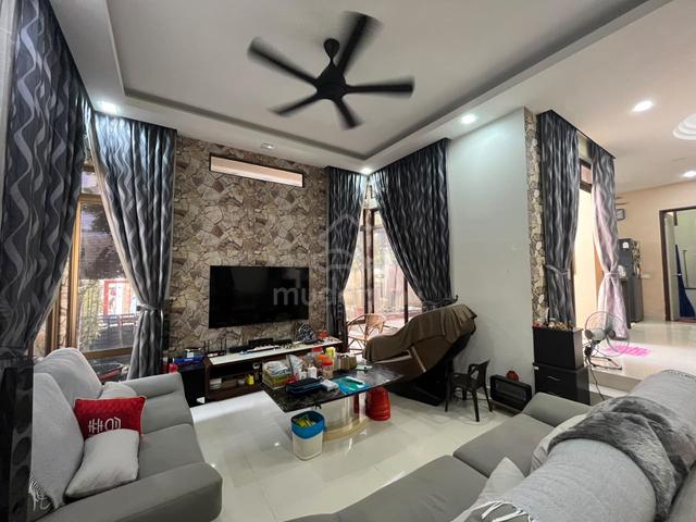 Setia Tropika Double Storey Cluster House 4bed Tampoi Johor Bahru 1