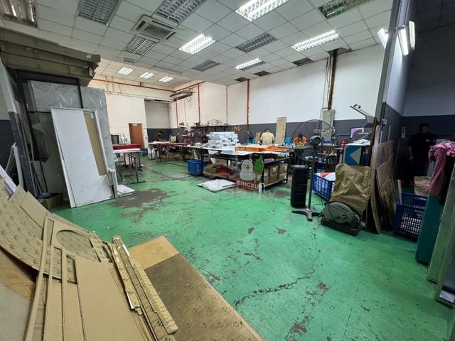 Kempas Utama - 1.5 Storey Cluster Factory For Sale 1