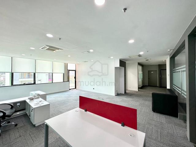 OFFICE SPACE TO SELL @PUSAT KORPORAT MELAWATI,Renovated Office Lot 1
