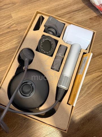 Dyson Hair Dryer - photo 3 of 3