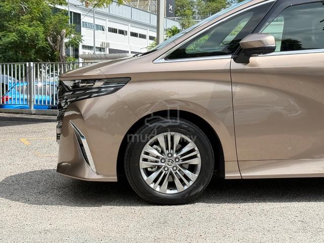 2025 Toyota ALPHARD 2.5 Z,3K KM, ROOF MONITOR - 4