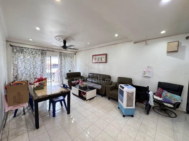 Desa Skudai Apartment 1