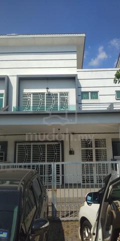 Rumah Teres 2 Tingkat Untuk Dijual (Diamond Garden Dengkil) 1