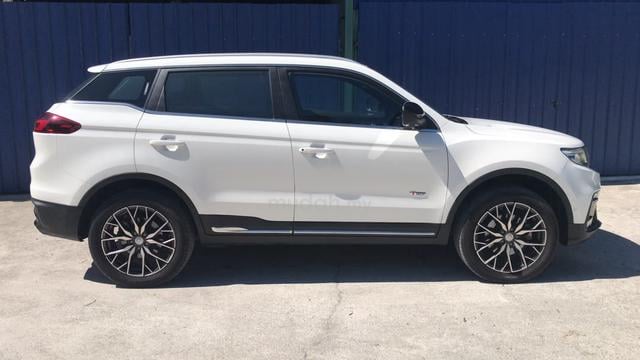 2023 Proton X70 1.5 PREMIUM (loan kedai) - 4