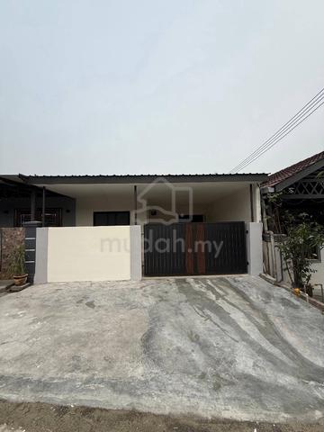 Pasir Gudang|Air Biru Rumah Setingkat BumiLot ,FullLoan BulanRM1888+- 1