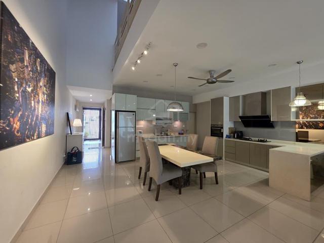 Beautiful Renovated Fully Furnished @ Ariza, Elmina Gardens 1