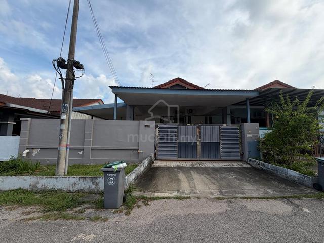 good condition PUTERI PARK single storey with 12ft land reno g&g 3r2b 1