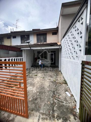 (Open Facing) Taman Perling, Johor Bahru 1
